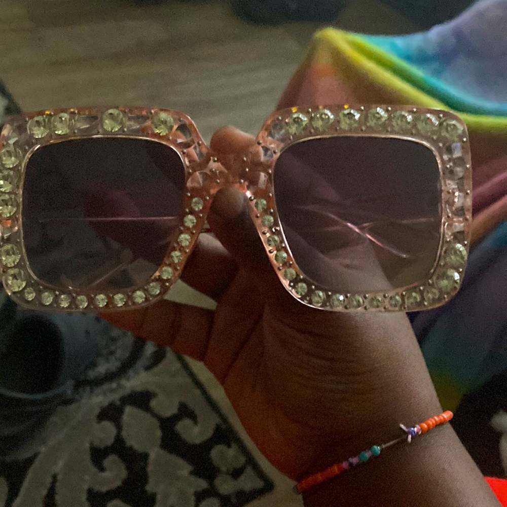 These are glades from China very expensive glases